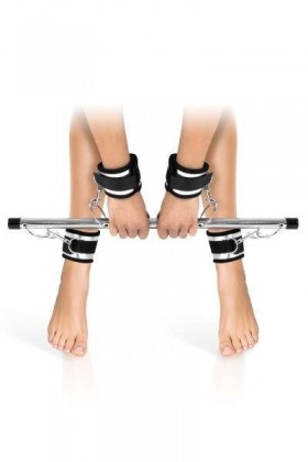 BARRE DE SOUMISSION 4 MENOTTES AJUSTABLES