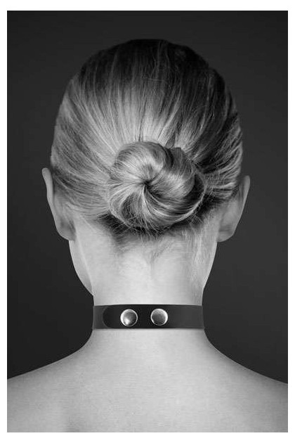 COLLIER STRASS CUIR SEXY