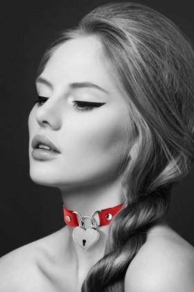 COLLIER PENDENTIF COEUR ROUGE